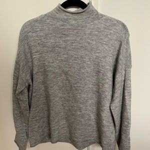 Oak + Fort grey lightweight sweater